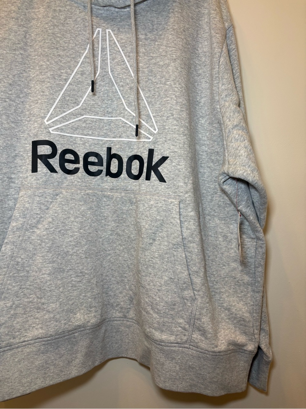 Reebok Men’s Light Gray Crewneck Hoodie with Black Logo